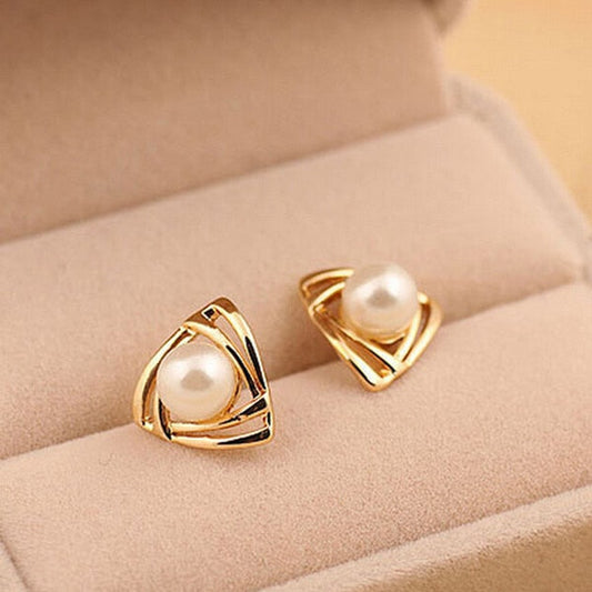 White Simulated Pearl Elegant Stud Earrings Gold Filled woman's jewelryTR066