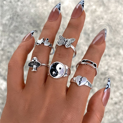 17KM Retro Silver Color Flower Butterfly Skull Rings Set For Women Men Punk Hiphop Animal Angel Wings Finger Rings Gift Jewelry