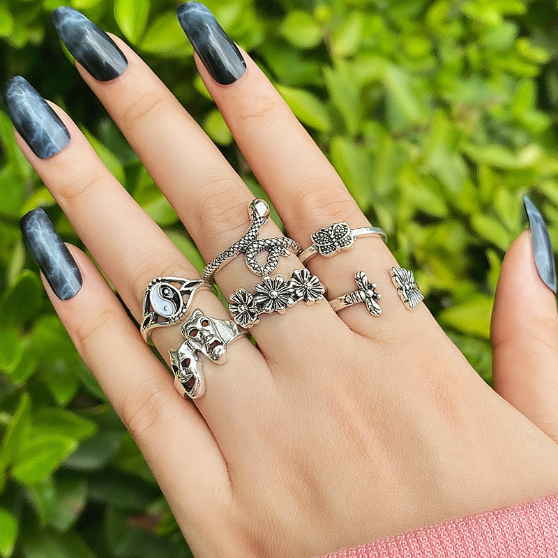 17KM Retro Silver Color Flower Butterfly Skull Rings Set For Women Men Punk Hiphop Animal Angel Wings Finger Rings Gift Jewelry