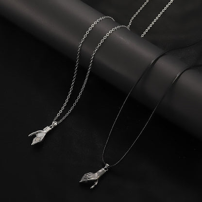 2Pcs Hold Hands Magnetic Couple Necklace Lovers Hand In Hand Pendant Necklace for Women Men Fashion Jewelry Gift  New Trend