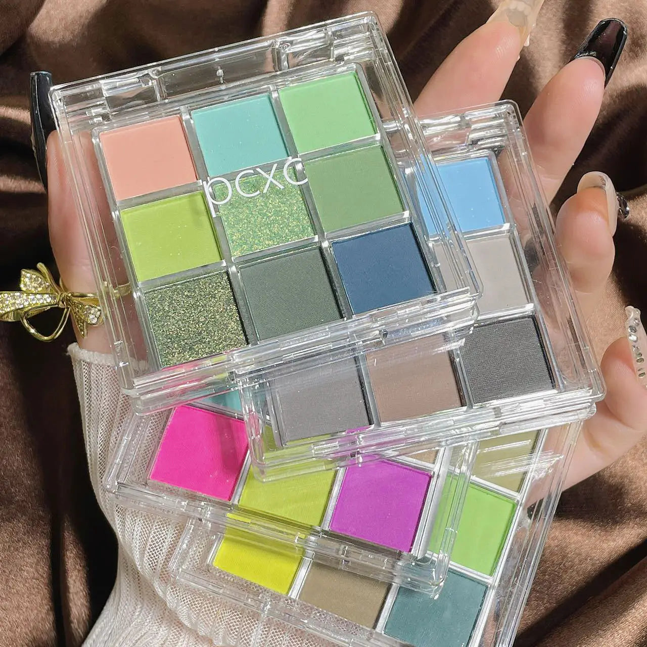 ijili  -  9 Colors Green Eyeshadow Palette Pearlescent Matte Multi-color Eyeshadow Makeup Eye Makeup Glitter Eyeshadow Beauty Cosmetics