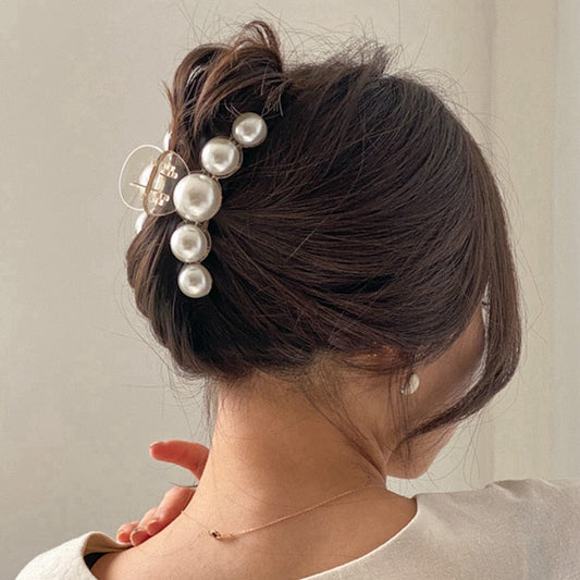 AOMU  New Hyperbole Big Pearls Acrylic Hair Claw Clips Big Size Makeup Hair Styling Barrettes for Women Hair Accessories